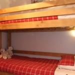 Slide un exemple de chambre avec lits superposés