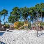 Slide Résidence Le Domaine des Grands Lacs à Biscarosse - Aire de jeux pour les enfants