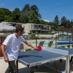 Slide Résidence Le Clos St Michel - table tennis