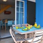 Slide terrace of La Grenadine cottages in Marseillan