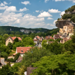 Slide Résidence Le Clos du Rocher *** - Village de Eyzies de Tayac