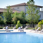 Slide Résidence Château de Jouarres - Azille - Location Canal du Midi avec piscine