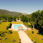 Slide Résidence le Château des Gipières - Montbrun les Bains - Vacances nature en Drôme Provençale