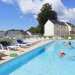 Slide Résidence Domaine de la Baie - swimming pool