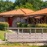 Slide Résidence Les Hameaux de la Chalosse - Logement équipé pour vos vacances dans les Landes