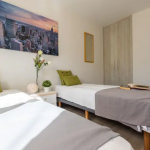 Slide Maison Ernestina - Deltèbre - Rental holidays with private swimming pool in Spain - twin bedroom