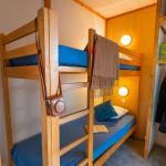 Slide Camping Les Chalets de la mer - bedroom