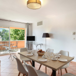 Slide Résidence La Licorne de Haute-Provence - living room