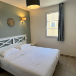 Slide Residence Les Maisons du Golf de la Cabre d'Or *** by Ateya - Rental house in Aix en Provence - Bedroom