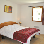 Slide Double room for spa guests at the Hameau des Sources in Montbrun-les-Bains