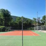 Slide Tennis de la Résidence Le Château des Gipières à Montbrun-les-Bains
