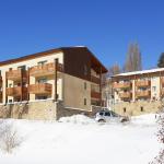 Slide outside the residence under the snow in Font Romeu