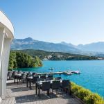 Slide Restaurant avec vue sur le lac de Chorges