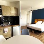 Slide Living room in the 4-person apartments at Les Appartements du Clos de la Chartreuse - Aix en Provence