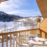Slide Balcon de la résidence Les Bottières avec une jolie vue sur la neige