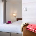 Slide Vue de la chambre parentale dans un cottage VIP au village vacances les Muriers