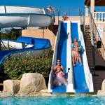 Slide Toboggan simple et double pistes de la résidence le clos des oliviers