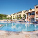 Slide Outdoor swimming pool at La Licorne de Haute Provence residence in Gréoux-les-Bains with sun loungers