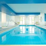 Slide Piscine intérieure chauffée à la résidence Domaine des Rois à Bergheim