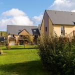 Slide View of the outdoor areas of Résidence Les Roches Douvres