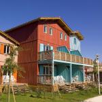 Slide Private balcony or terrace with a pleasant south-facing exposure in the apartments at the Les Rives Marines residence in Le Teich
