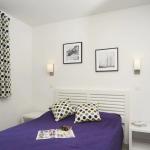 Slide Bedroom for two guests in a cottage at the Domaine de la Baie in Audierne