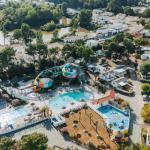 Slide Le Tropicana Campsite with spiral slides, water park, entertainment and multisports pitch in Saint-Jean-de-Monts, Vendée