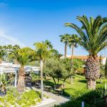 Slide Vue sur les espaces verts depuis les balcons des studios de la résidence Antinéa