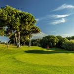 Slide Parcours de golf 9 trous au Balaia Golf Village