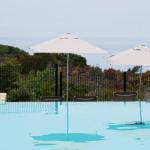 Slide Piscine à débordement au Camping Lacasa à Calcatoggio en Corse vue mer