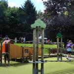 Slide Aire de jeux enfants au sein du domaine de lambon
