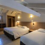Slide Mezzanine in an apartment at Paese Serenu Residence with sleeping accommodation for three and a shower room