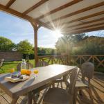 Slide Holiday rental in a 6-person chalet with a private furnished terrace and outdoor garden furniture