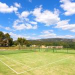 Slide Terrain de tennis pendant les vacances au Provence Country Club en Provence