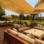 Slide Espace salon sur la terrasse à la villa Dar Dream à Marrakech