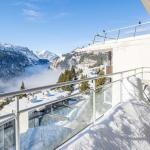 Slide View of the snow-capped mountains from the apartments at Les Terrasses de Veret
