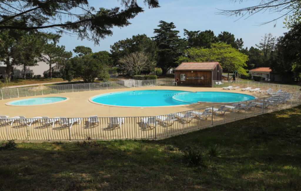 Slide Les Hameaux des Sables Vigniers