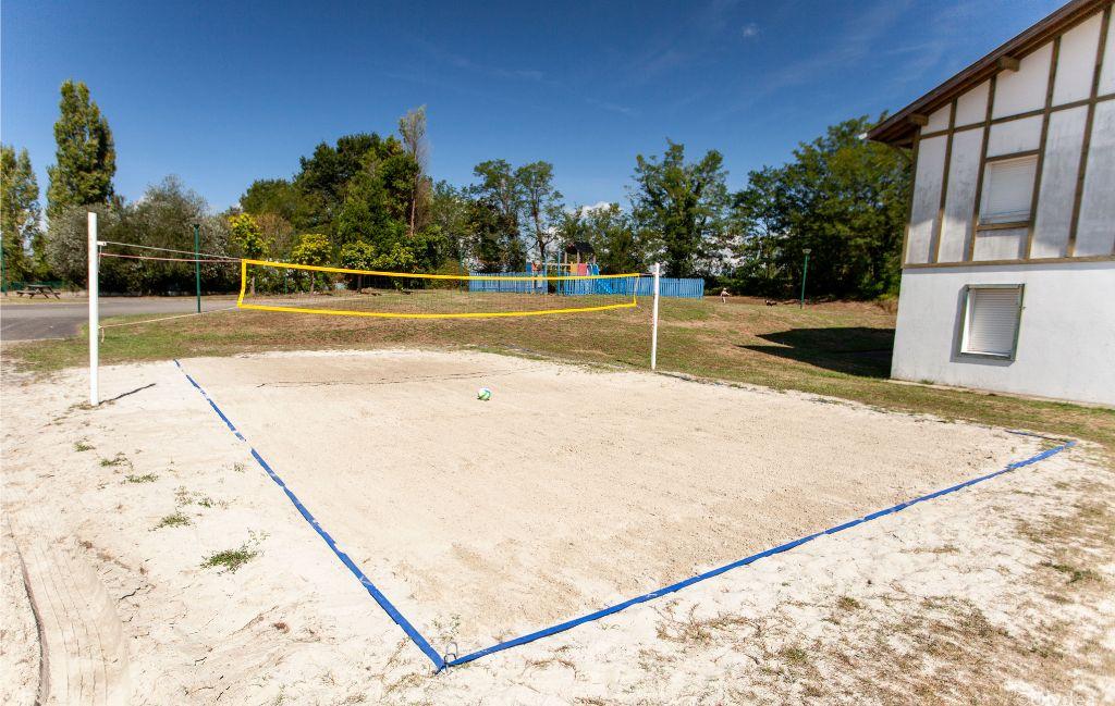 Slide Les Hameaux de la Chalosse - beach volley