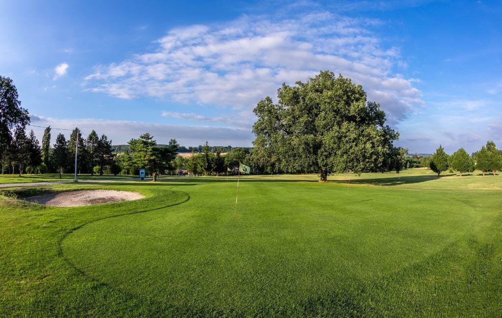 Slide Le Domaine du Golf d'Albret - parcours de golf