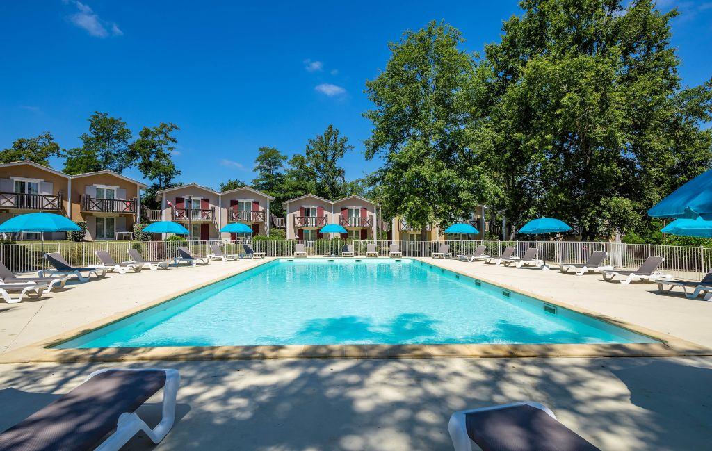 Slide Le Domaine du Golf d'Albret - swimming pool