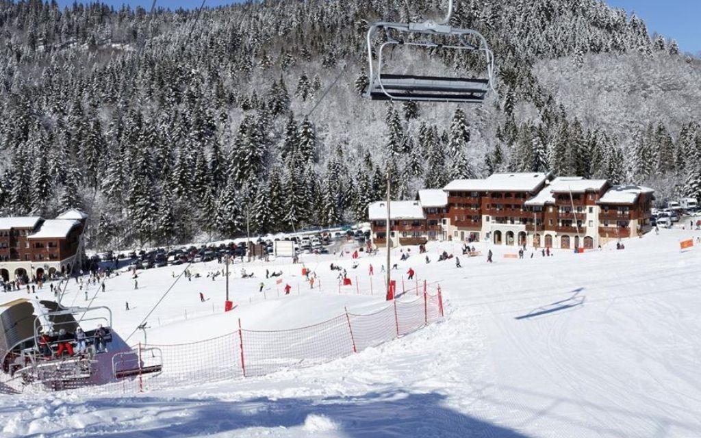 Slide Résidence Les Grandes Feignes - Résidence bord de pistes