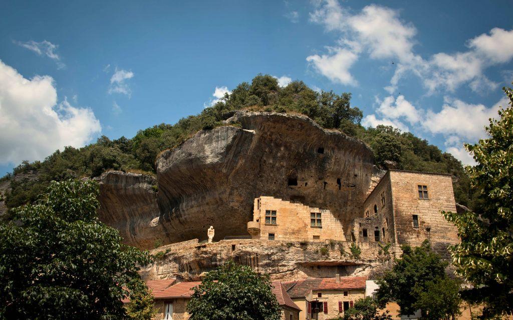 Slide Résidence Le Clos du Rocher à Eyzies de Tayac