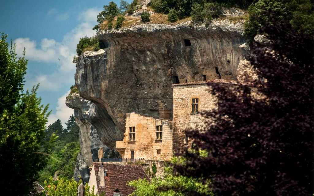 Slide Résidence Le Clos du Rocher à Eyzies de Tayac