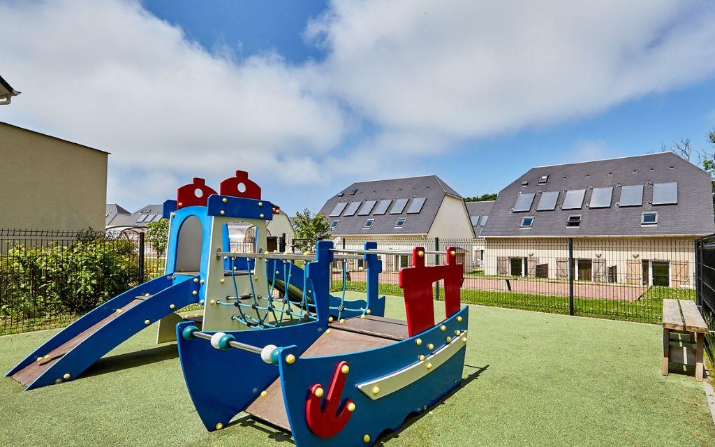 Slide Domaine de la corniche - jeux enfants