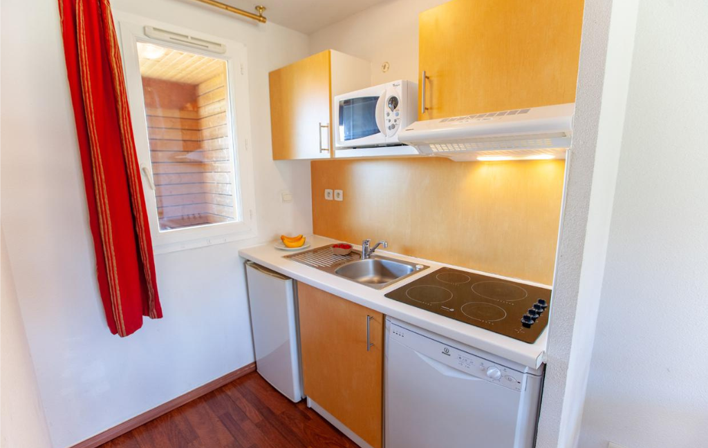 Slide Résidence Les Hameaux de la Chalosse - Logement 6 personnes - Cuisine