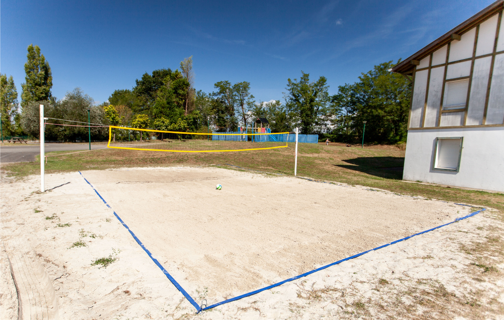 Slide Résidence Les Hameaux de la Chalosse - Terrain de volley