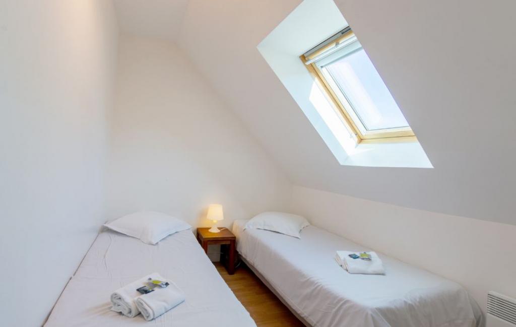 Slide Les Terrasses de Pentrez - chambre lits simples