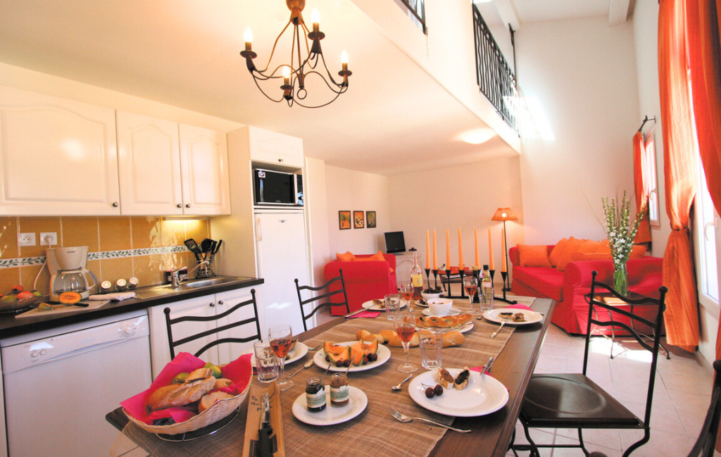 Slide Residence Le Domaine de Bourgeac - Kitchen