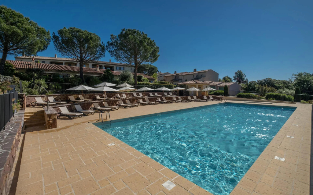 Slide Residence Le Domaine de Saint Endréol Golf & Spa Resort **** - Swimming pool