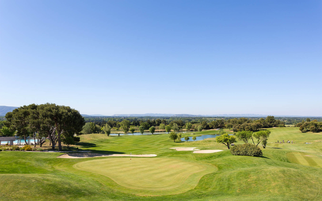 Slide Résidence Provence Country Club - Rental near to practice golf